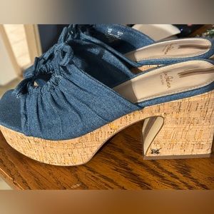 Sam Edelman like NEW worn once! Dova Platform Wedge.